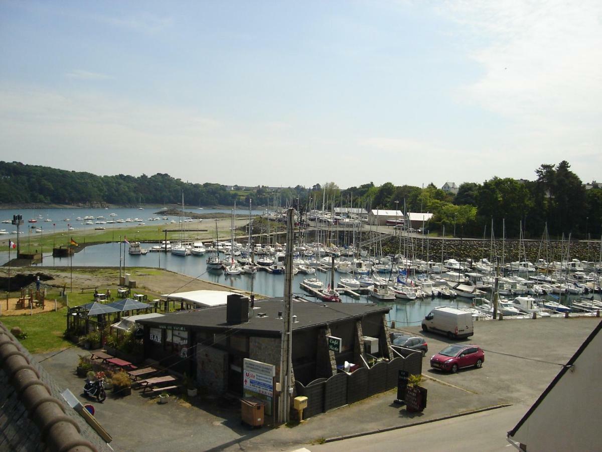 Gite De La Marina Dans La Presqu'Ile De Lézardrieux Exteriör bild